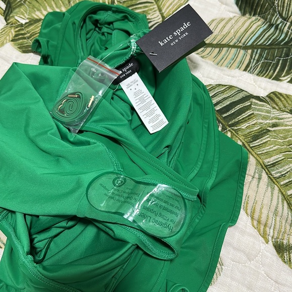 Kate Spade Green Ruffled bathing suit - Picture 4 of 5